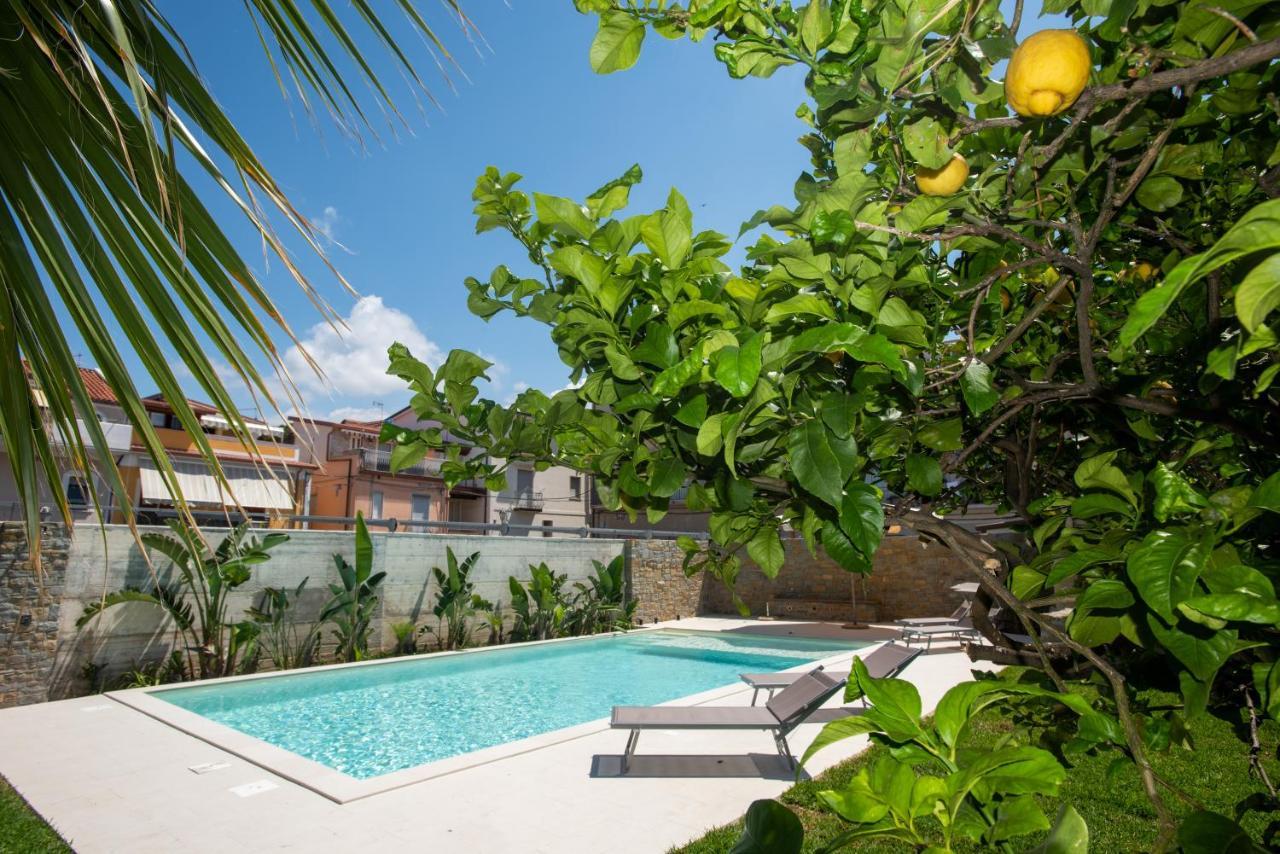 Villa Rosa Residence 圣塔·马里亚·迪·卡斯特 外观 照片